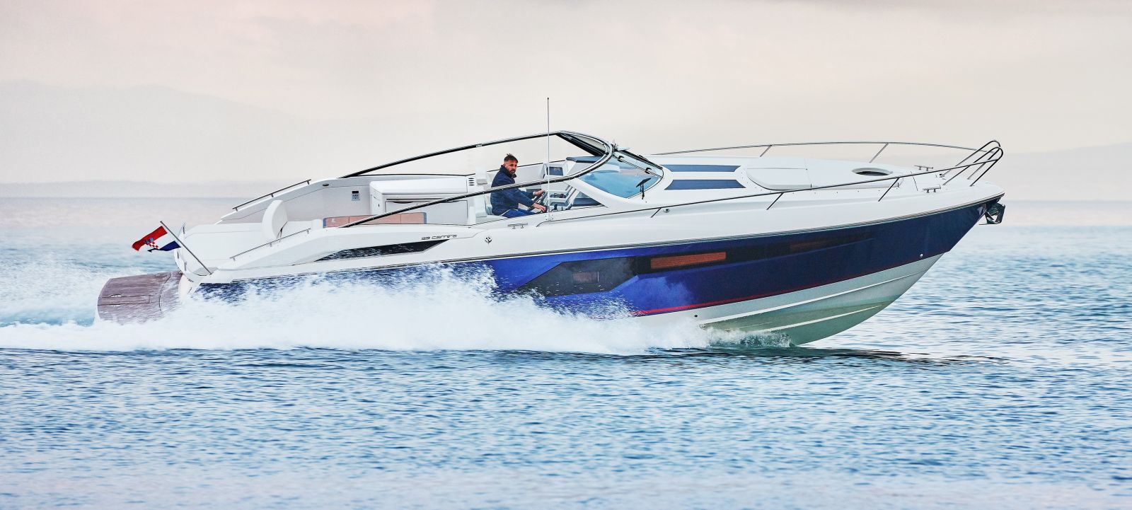 Windy 39 Camira