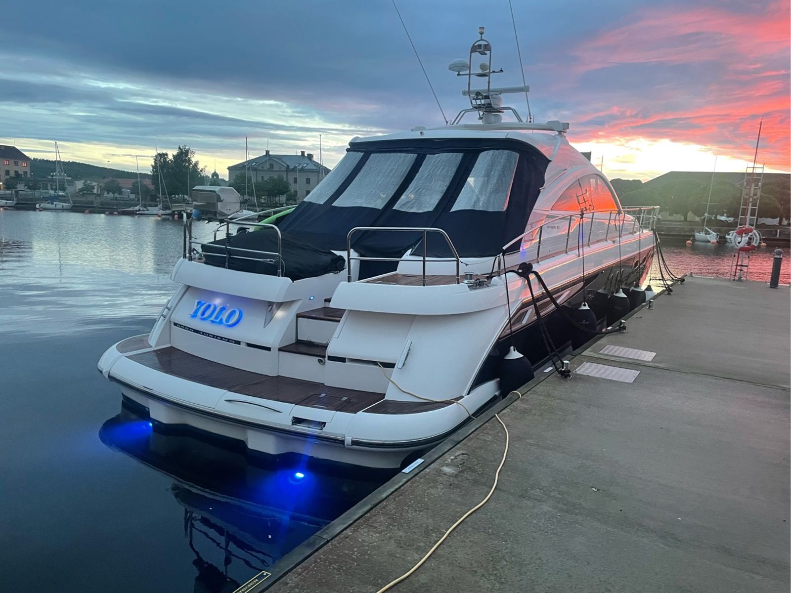 Fairline