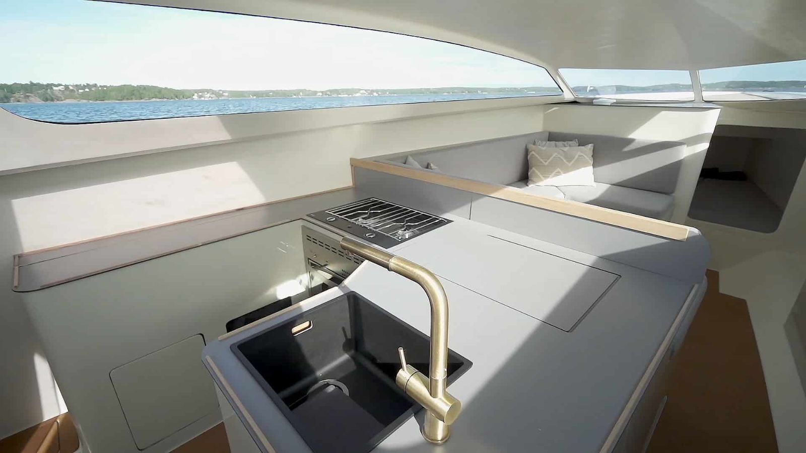 Andra båtar Jakt 12