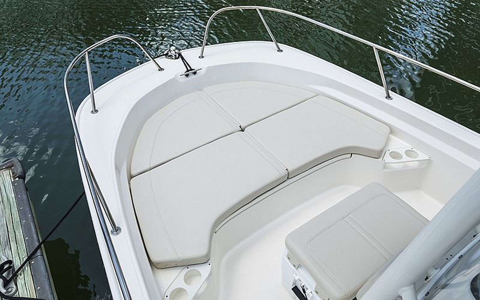 Boston Whaler 190 Montauk