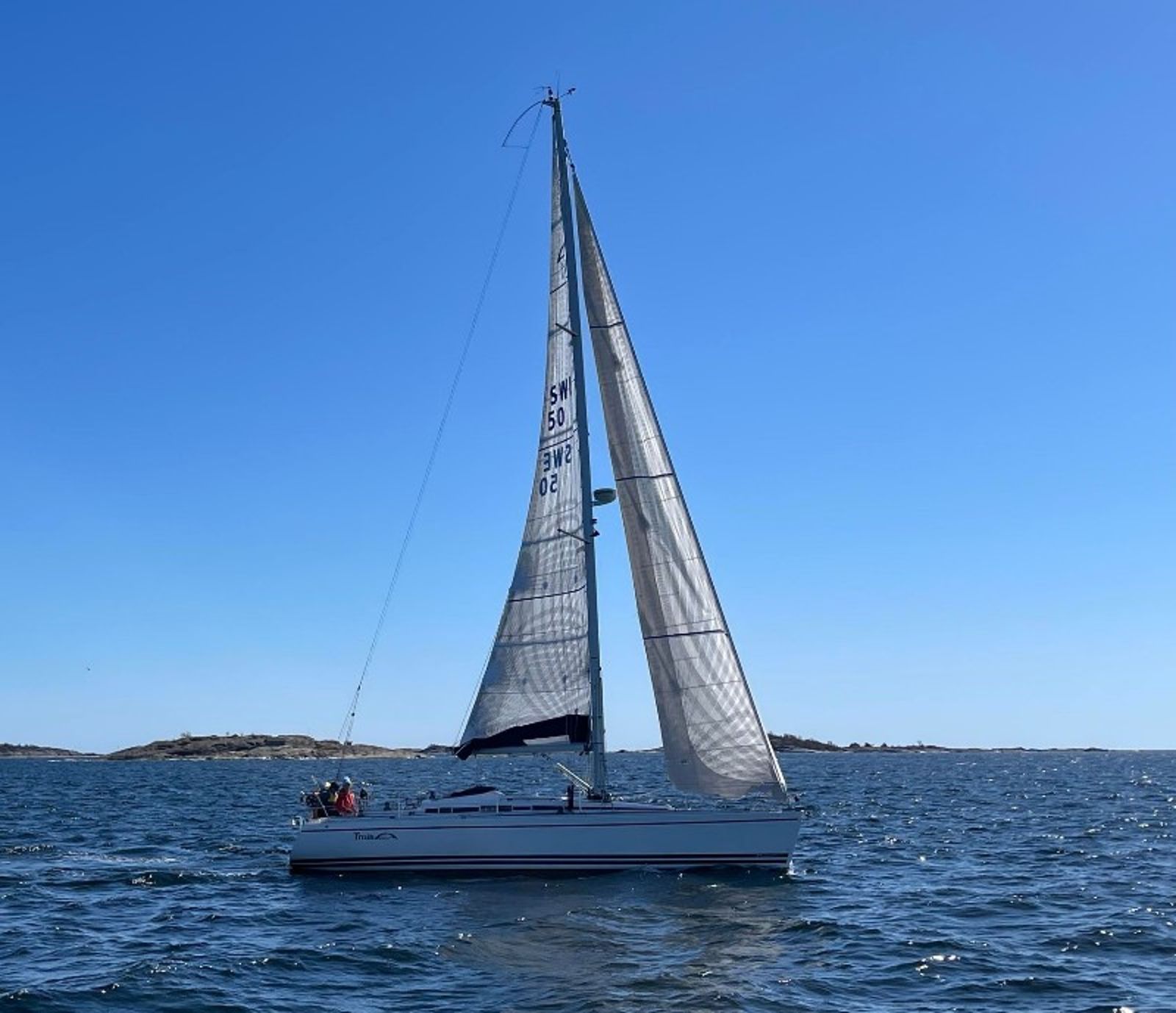 Arcona 370