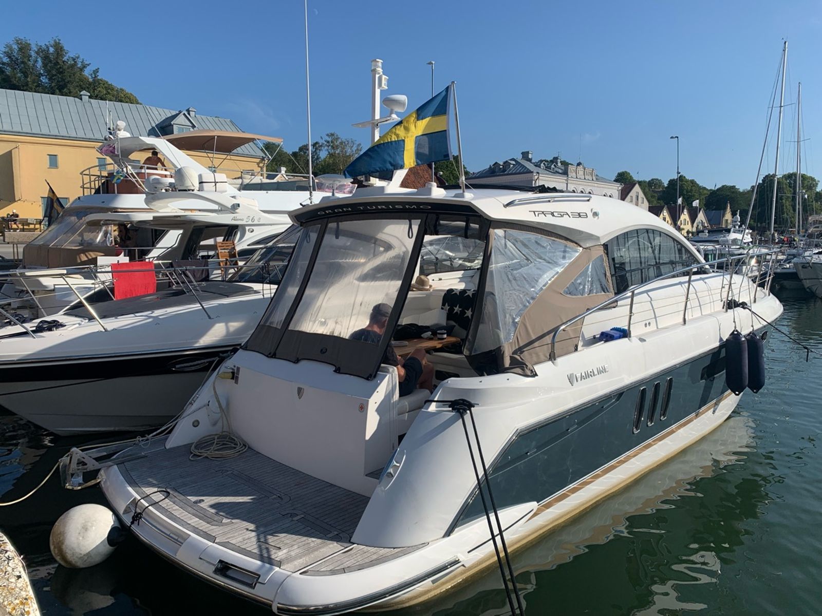 Fairline