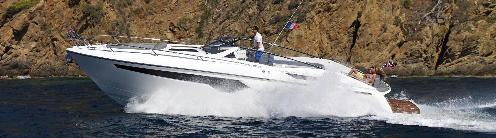 Windy 39 Camira