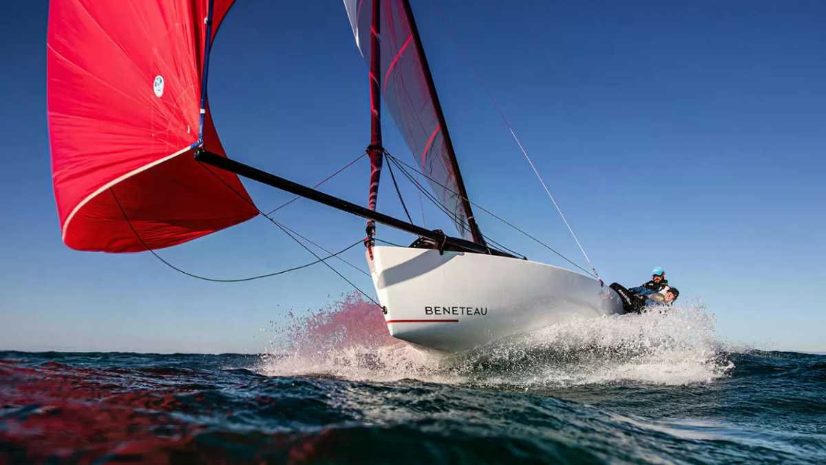 Beneteau First 18