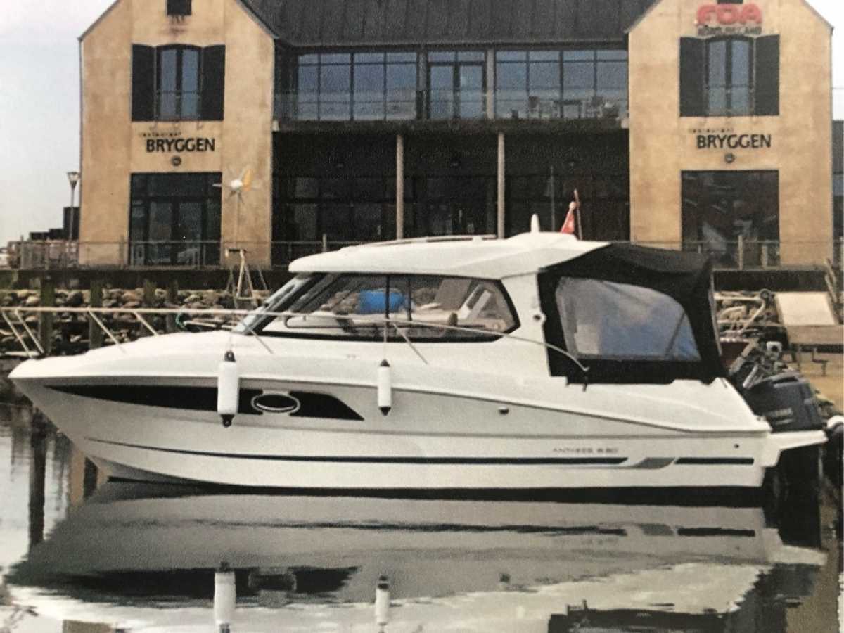 Beneteau Antares 8.80