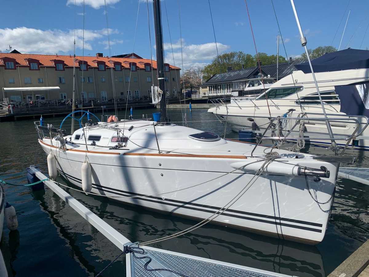 Beneteau First 34.7