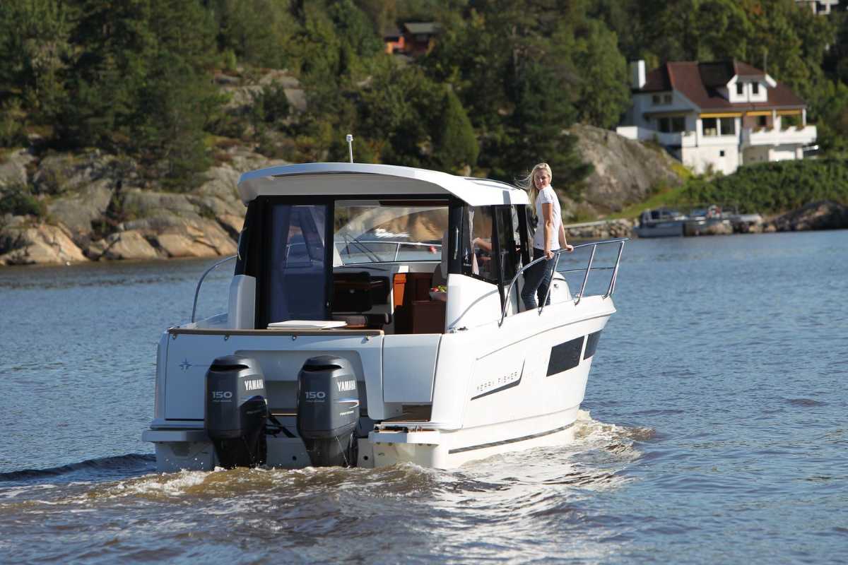 Jeanneau 855 Merry Fisher