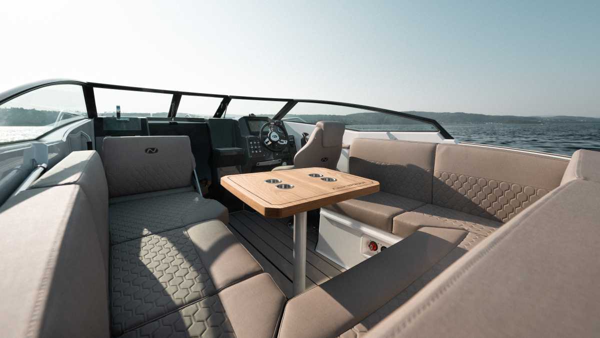 Nordkapp Noblesse 660