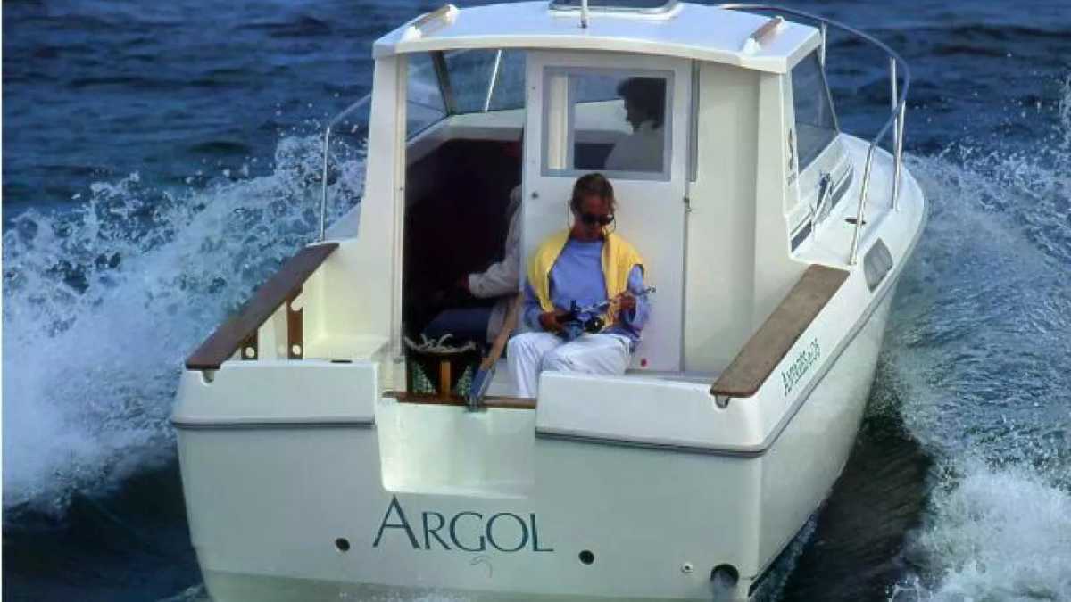 Beneteau Antares 605