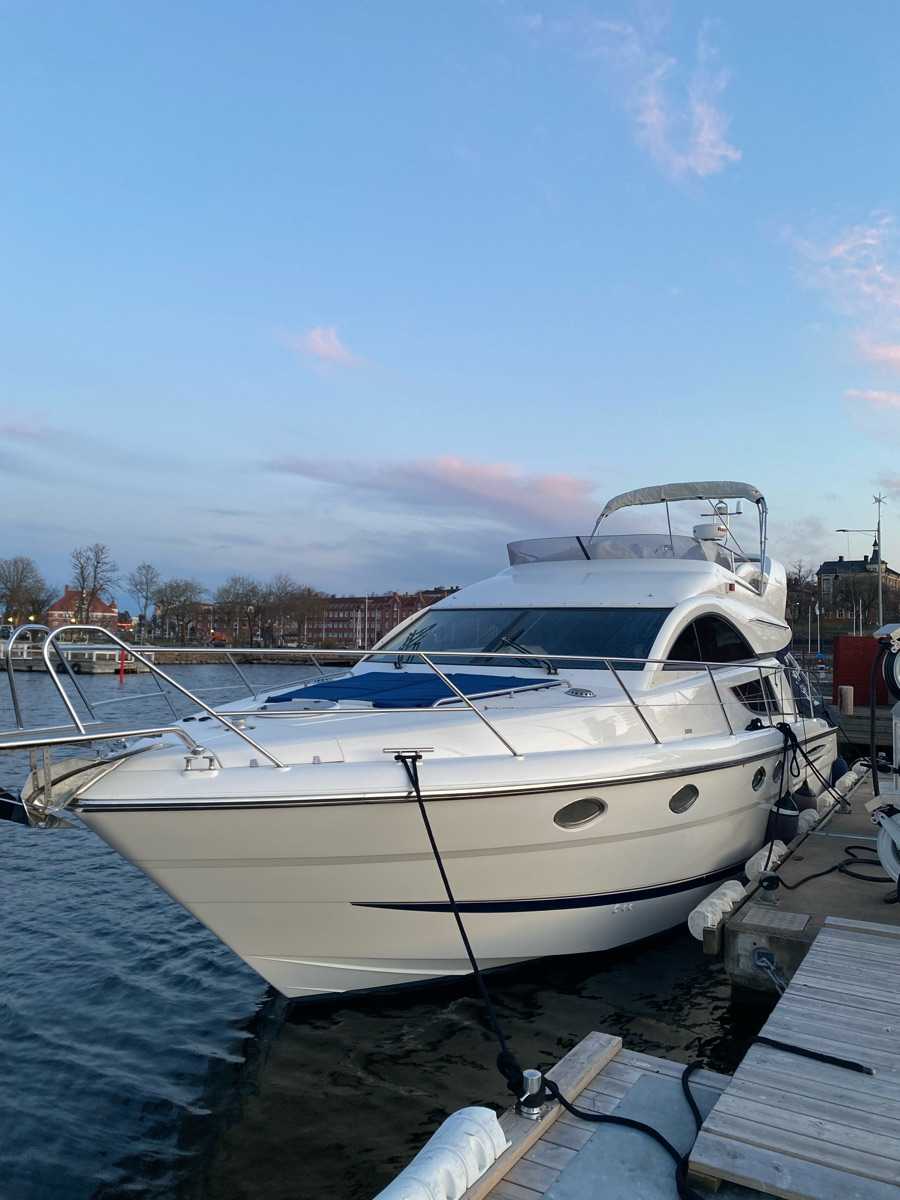 Fairline Phantom 43