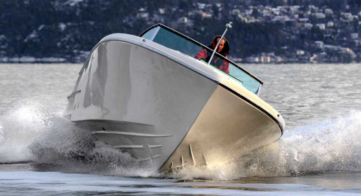 Coronet 35 Suncruiser