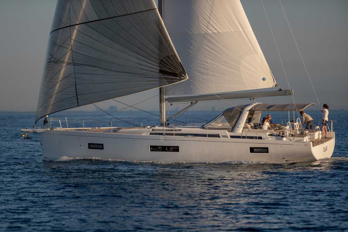 Beneteau Oceanis 54