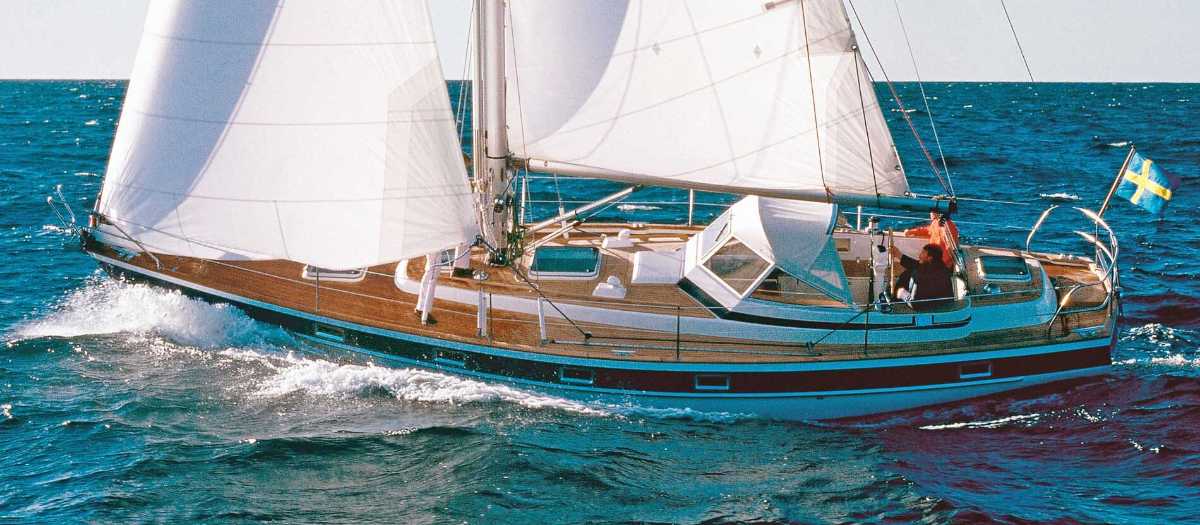 Hallberg-Rassy 382