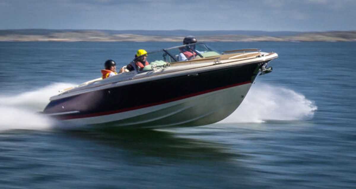 Chris Craft 25 Corsair