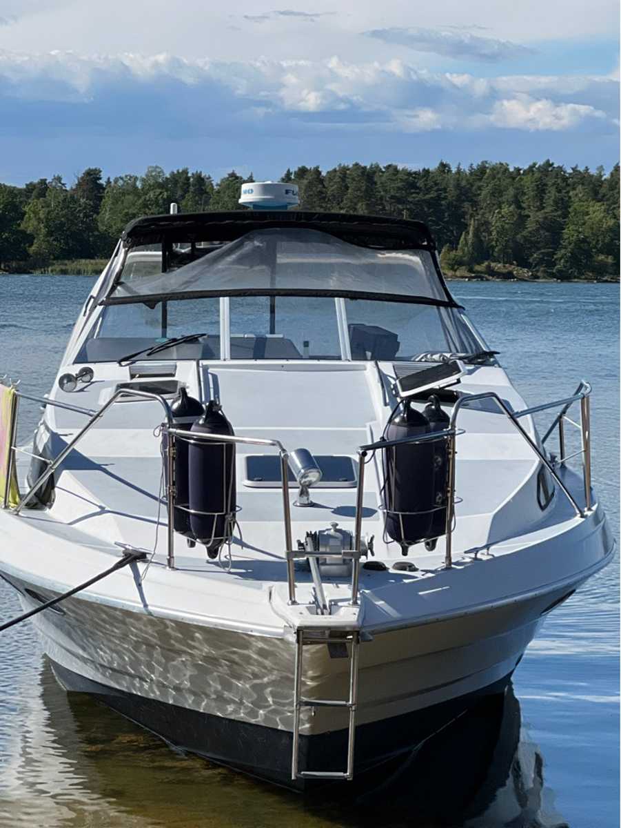 Bayliner 3555 Avanti Sunbridge