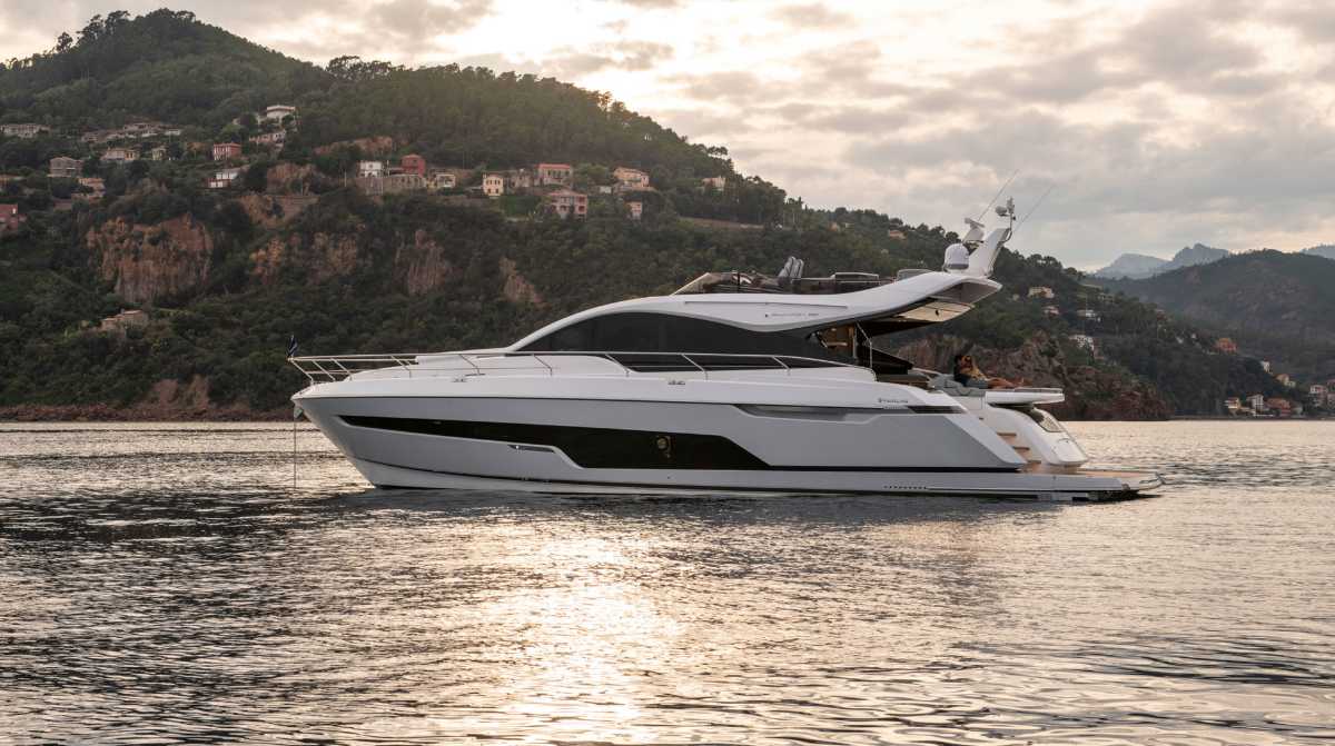 Fairline Phantom 65