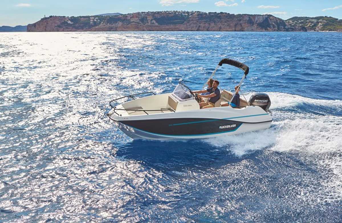 Quicksilver Activ 455 Open