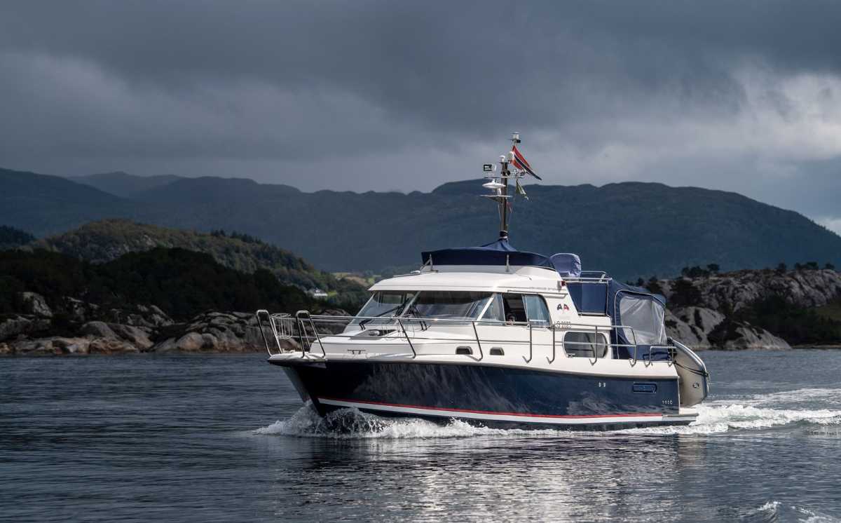 Nimbus 340 Commander