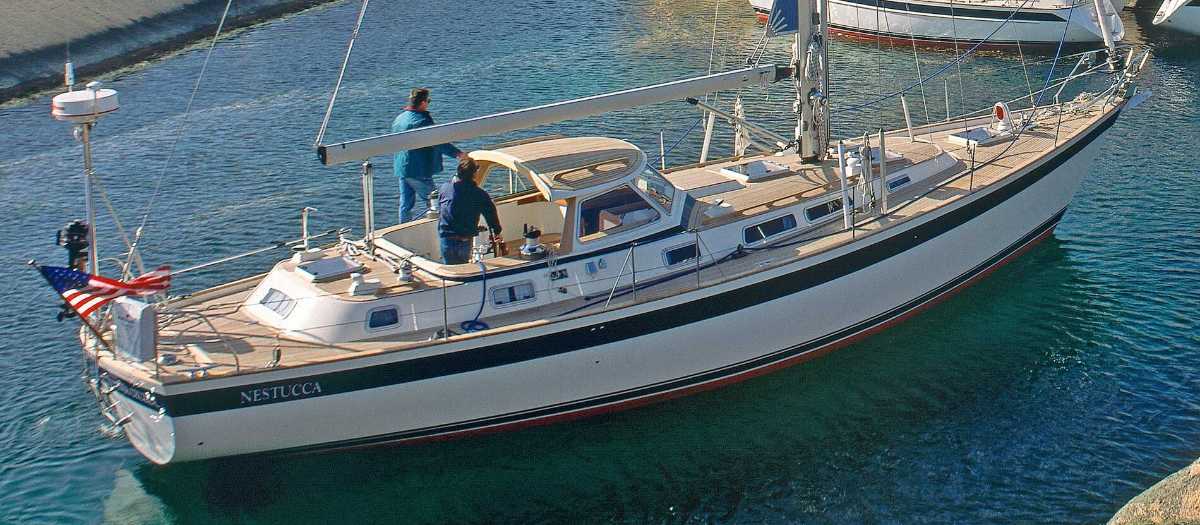 Hallberg-Rassy 45