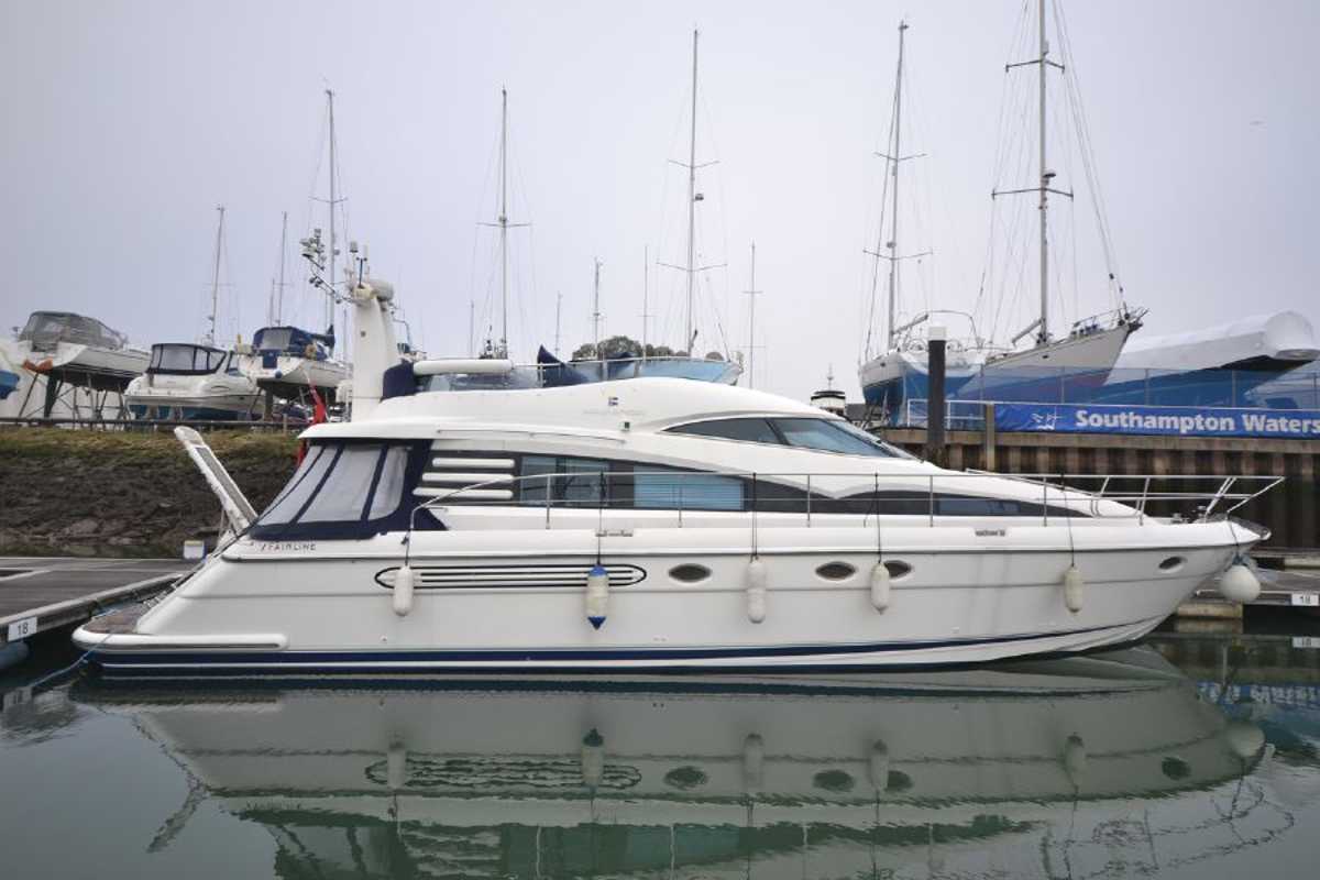 Fairline Squadron 52