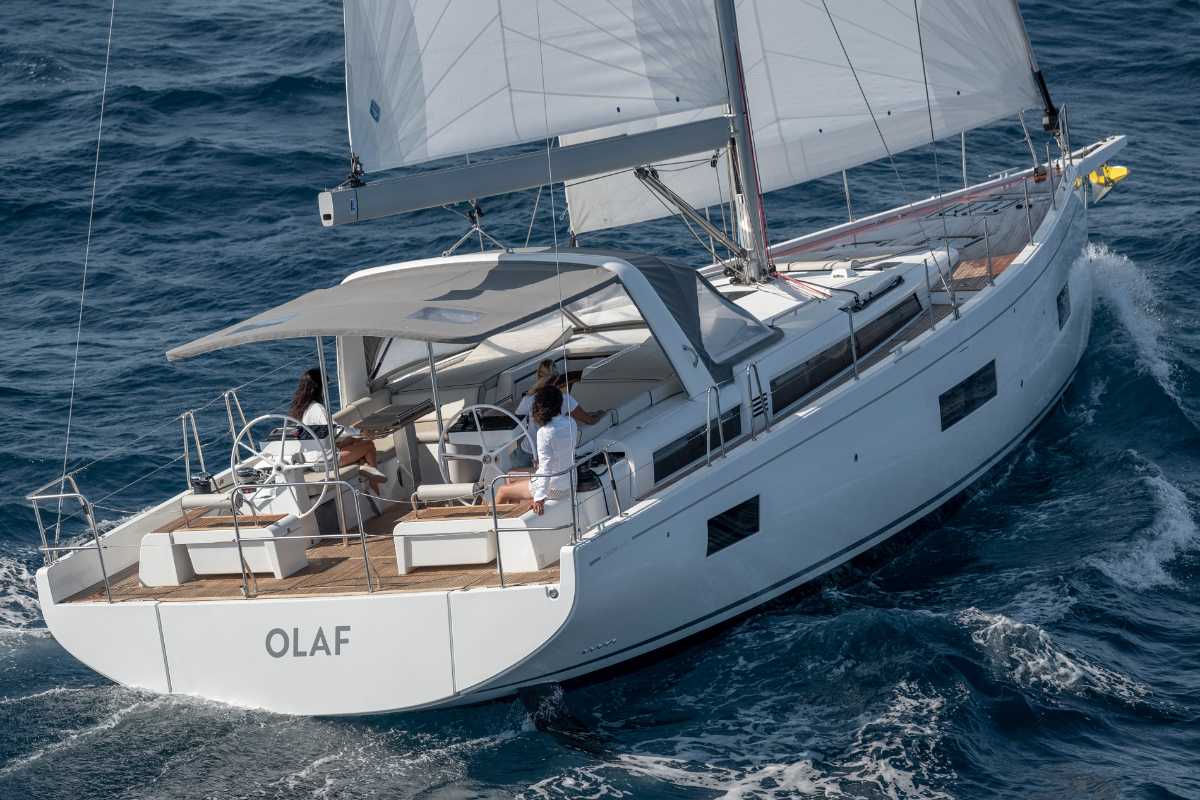 Beneteau Oceanis 54