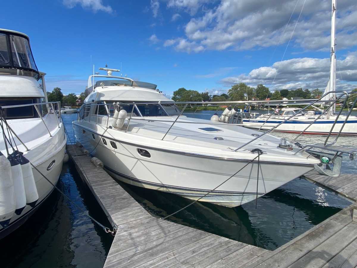 Fairline 50