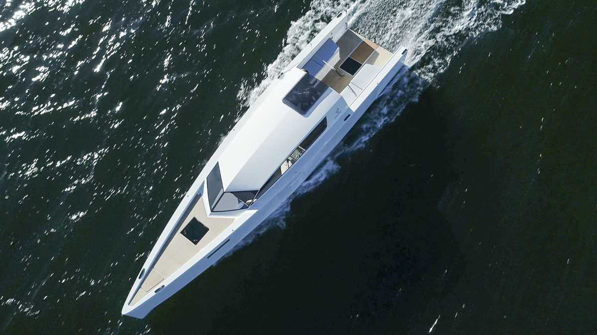 Andra båtar Jakt 12