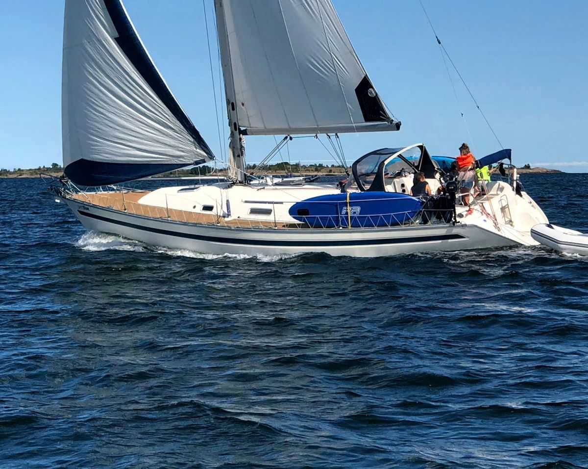 Bavaria 42