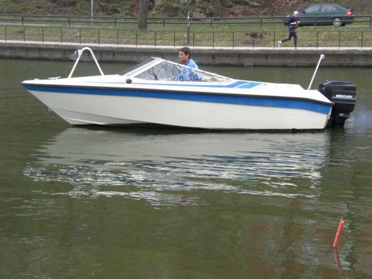 Flipper Flying Flipper