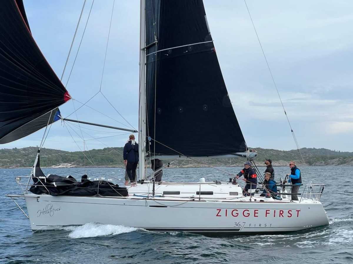 Beneteau First 36.7