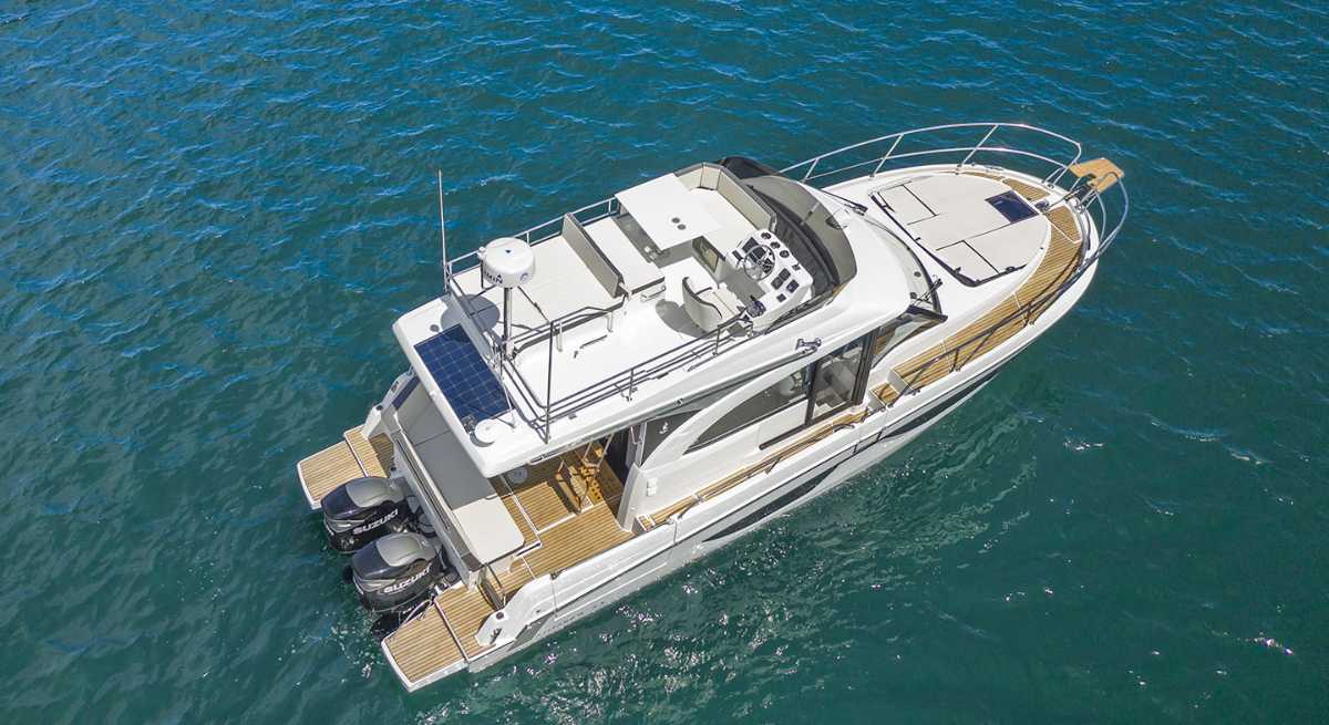 Beneteau Antares 11 Fly