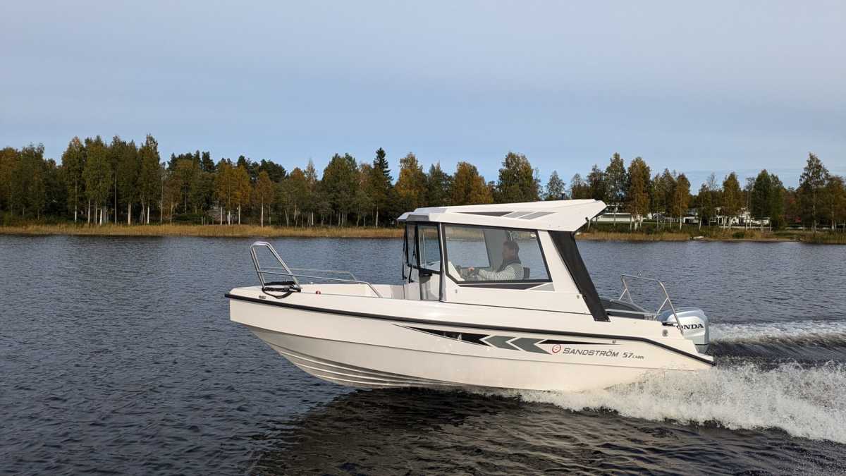 Sandström Ultra 57 Cabin