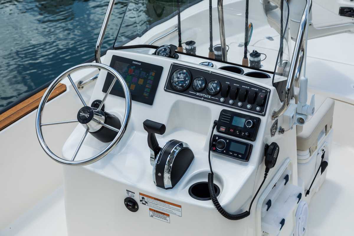 Boston Whaler 170 Montauk