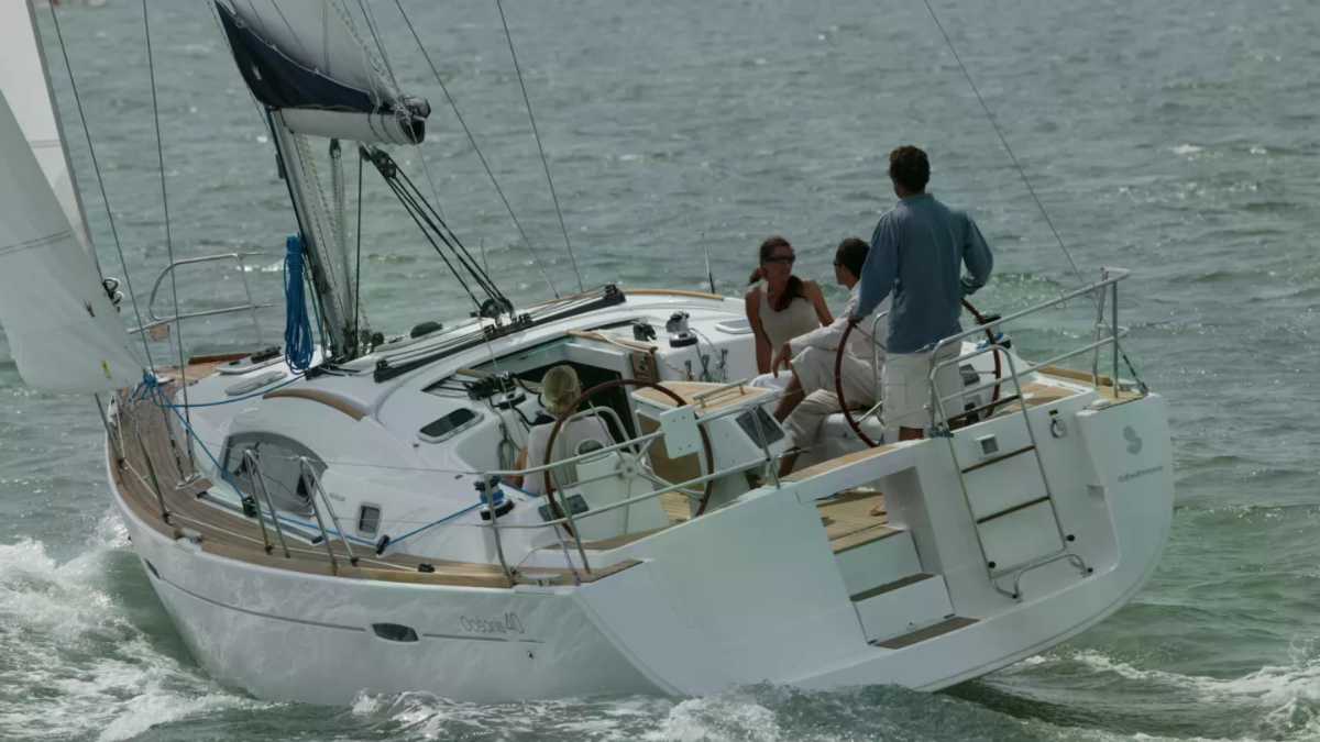 Beneteau Oceanis 40