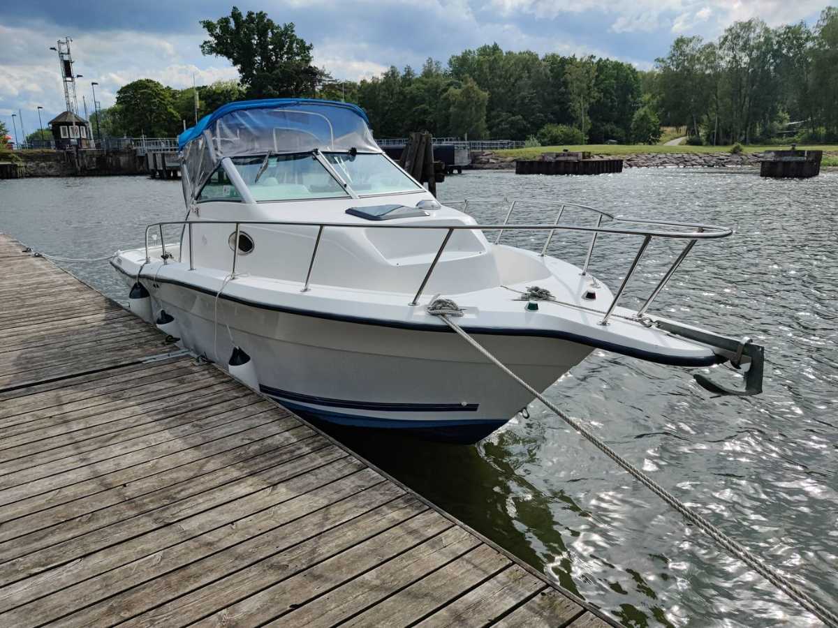 Wellcraft 23 WALKAROUND