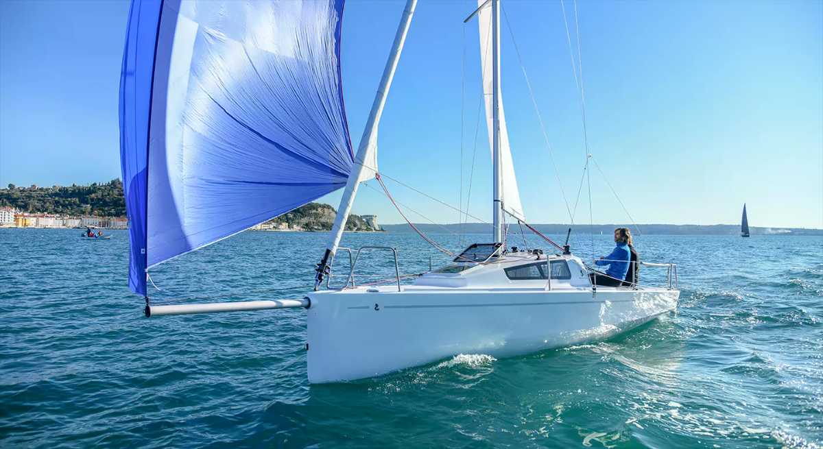 Beneteau First 24