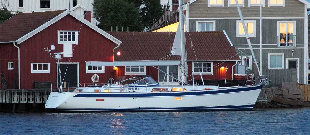 Hallberg-Rassy 55