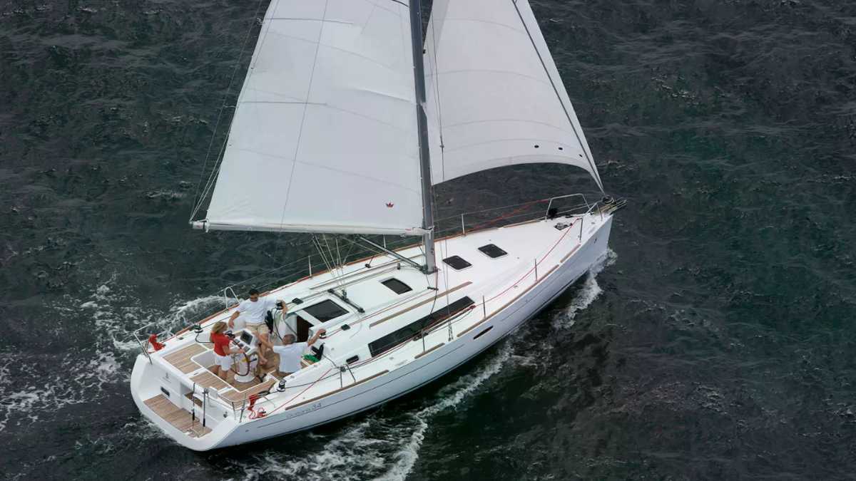 Beneteau Oceanis 34