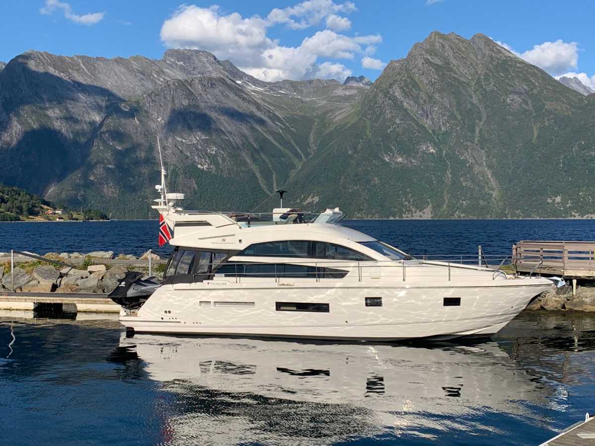 Fairline Squadron 42
