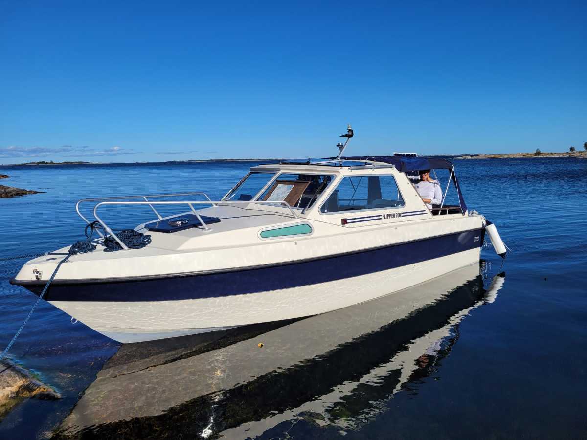 Flipper 700