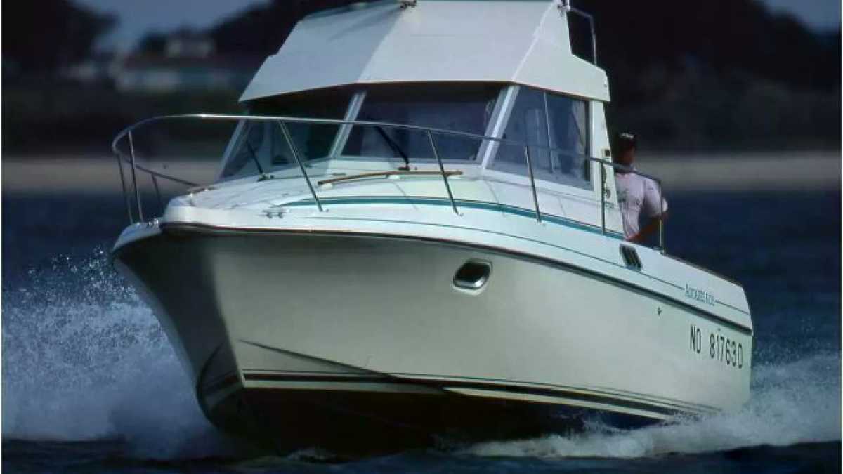 Beneteau Antares 605