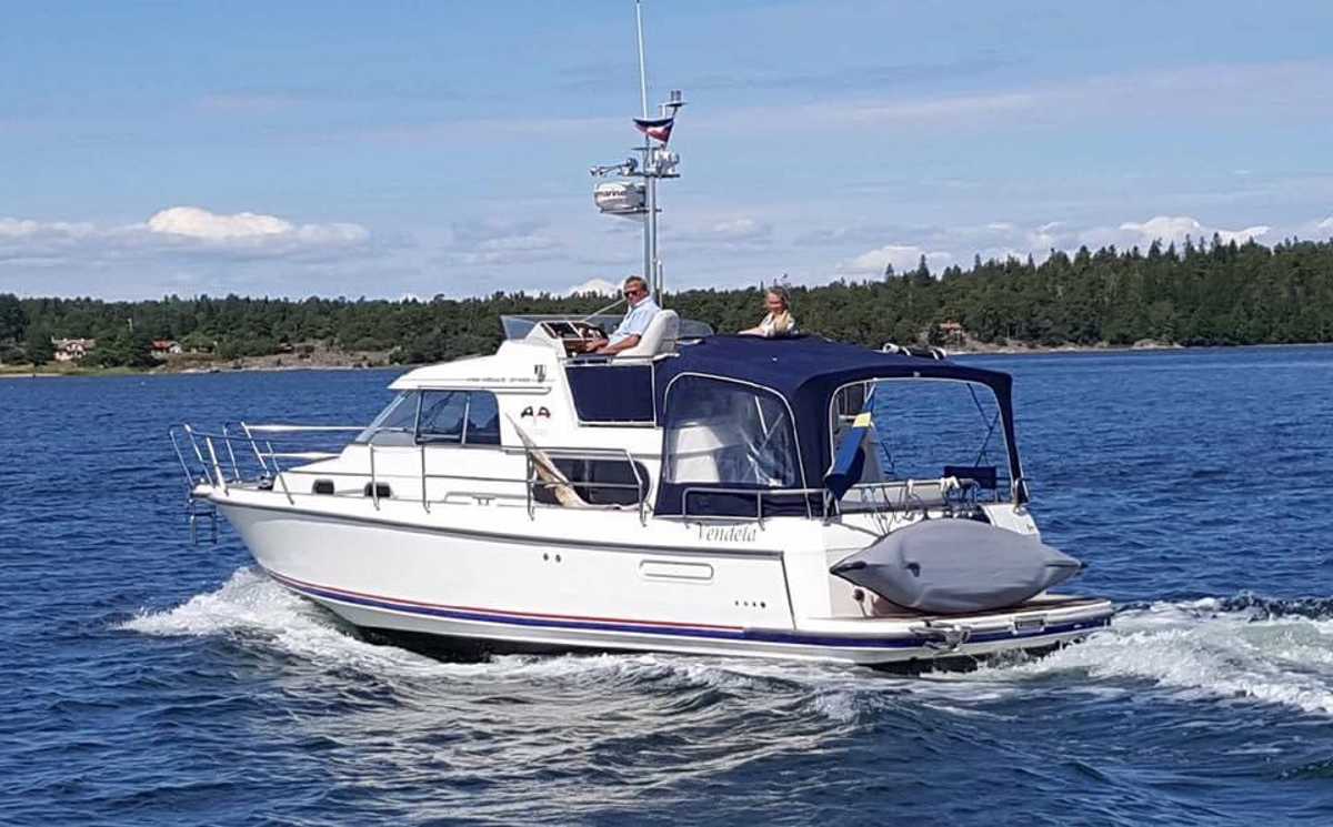 Nimbus 340 Commander