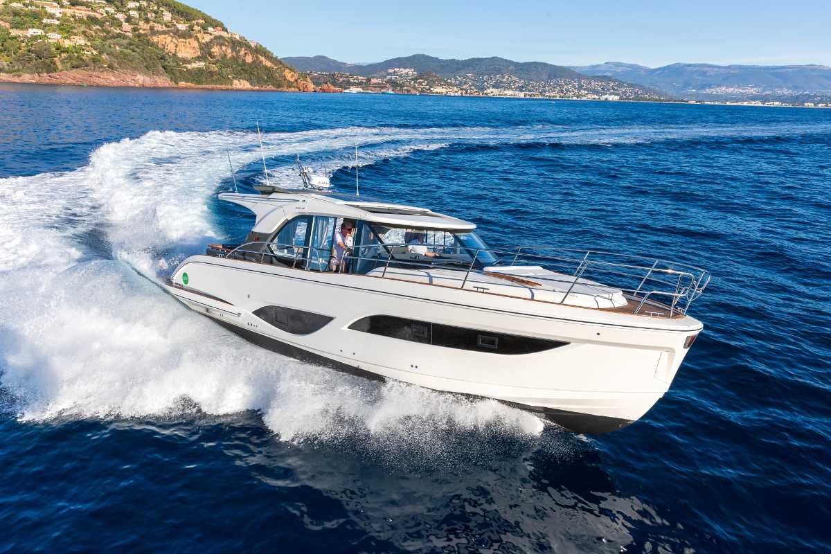 Marex 440 Gourmet Cruiser