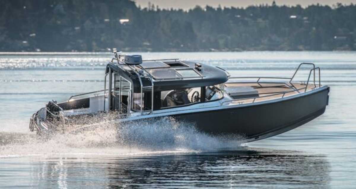 XO 270 Front Cabin