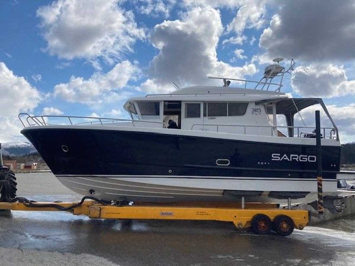 Sargo 36 Fly