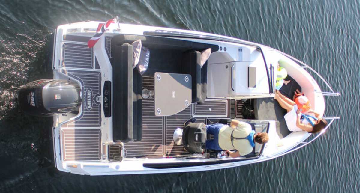 Askeladden C65 Bow Rider