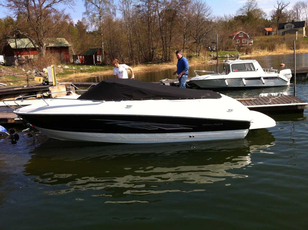 Bayliner 702