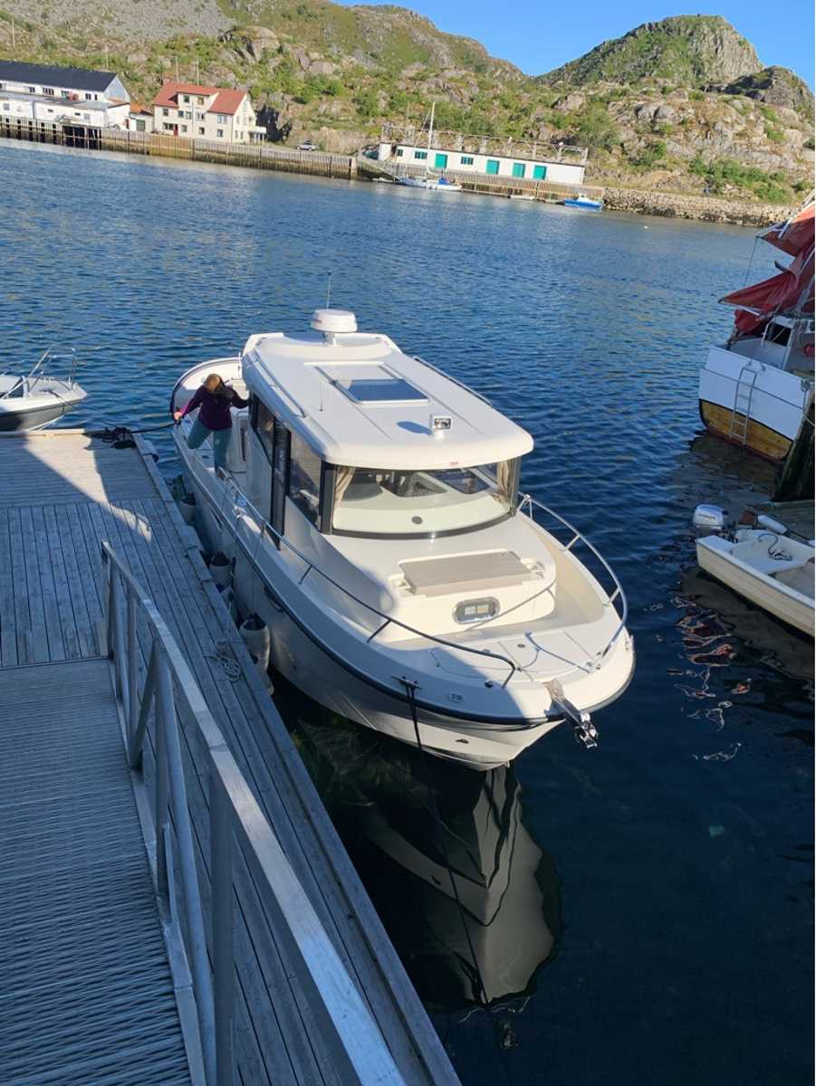 Quicksilver 905 Pilothouse
