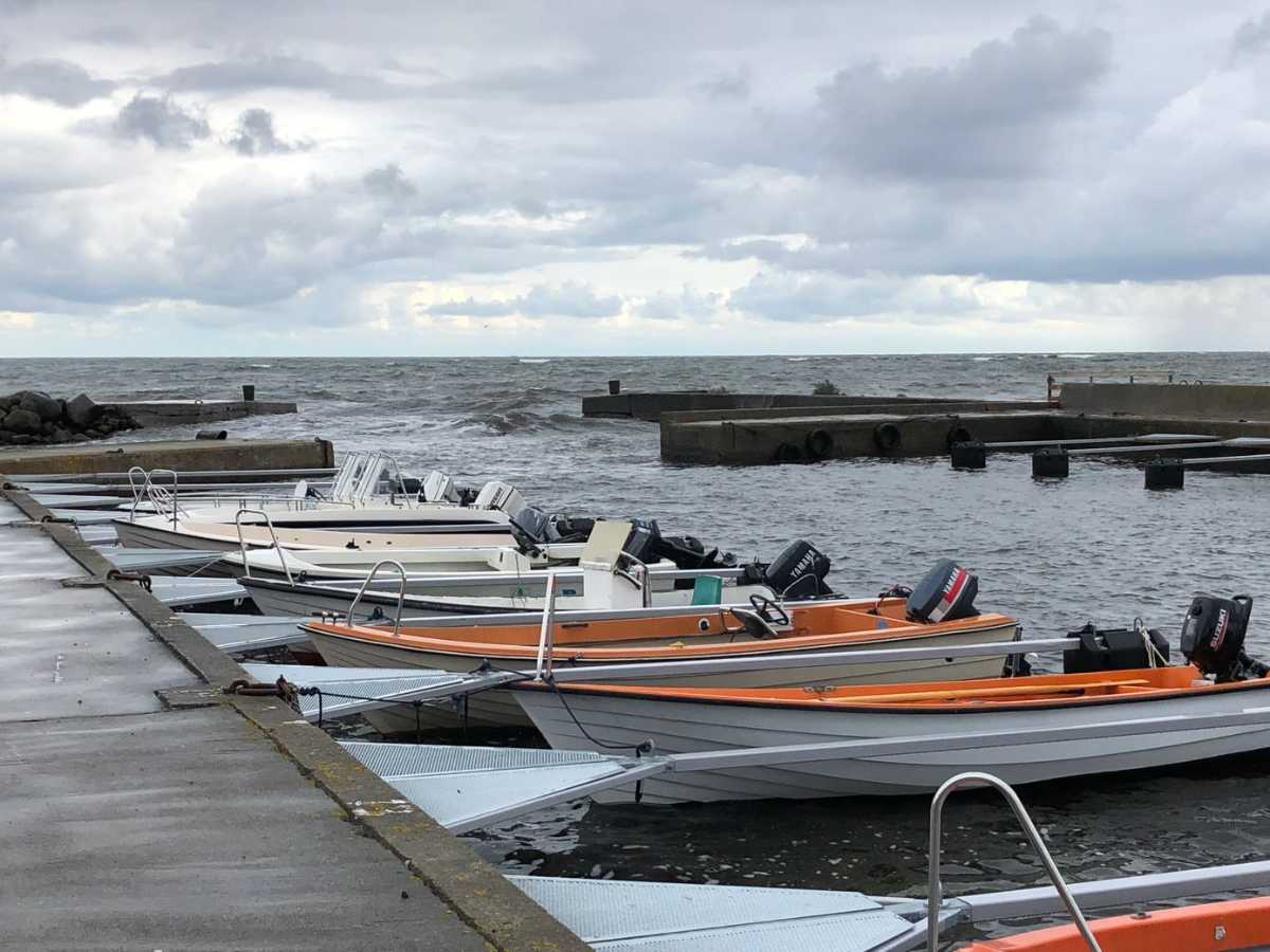 Crescent 465 Fishing