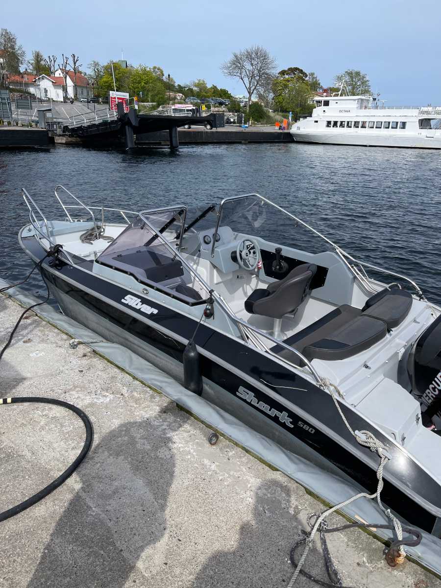 Silver Shark 580 Dc